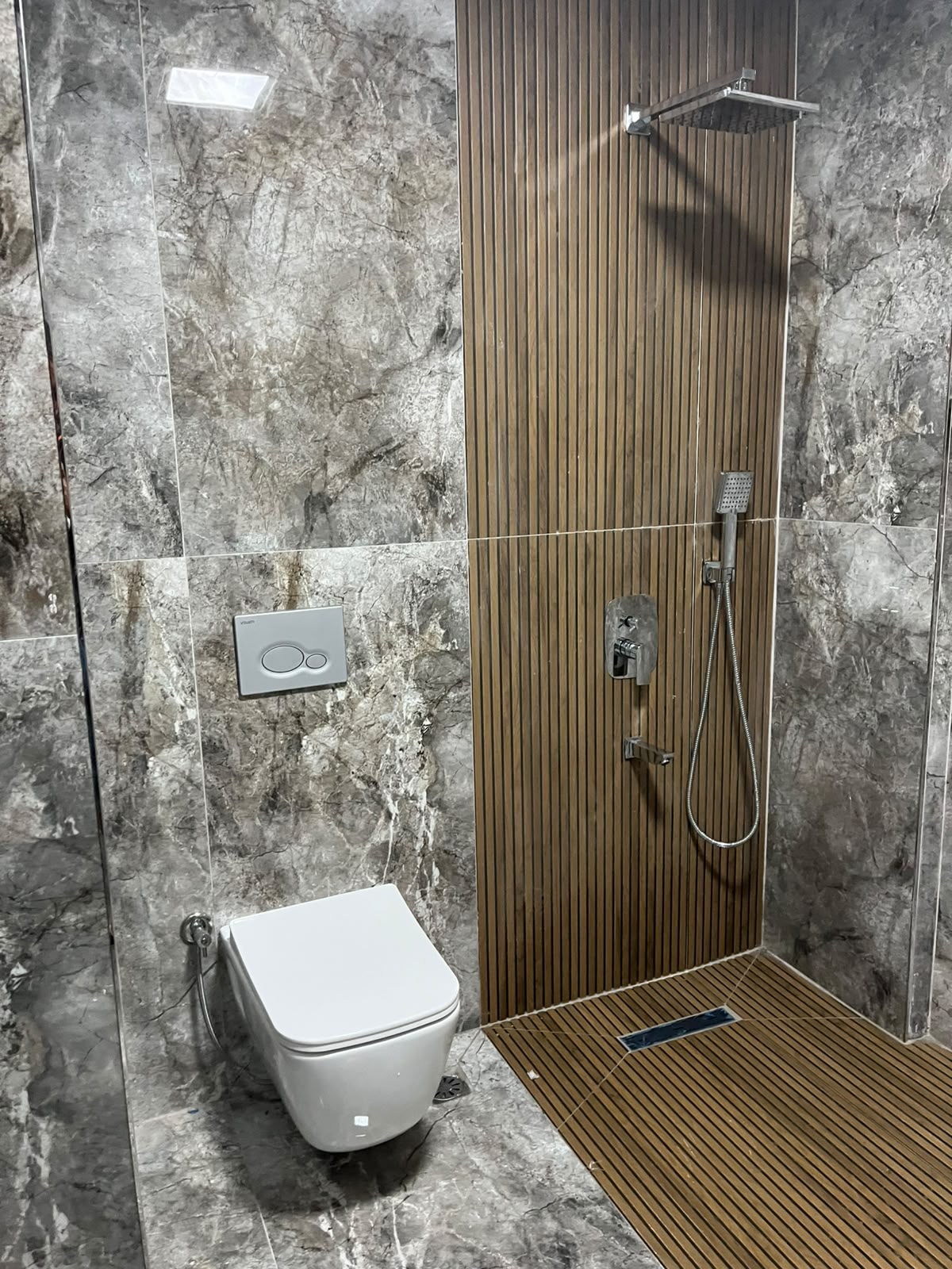 Uğur Sıhhi Tesisat tarafından tamamlanan banyo ve mutfak tesisat işi